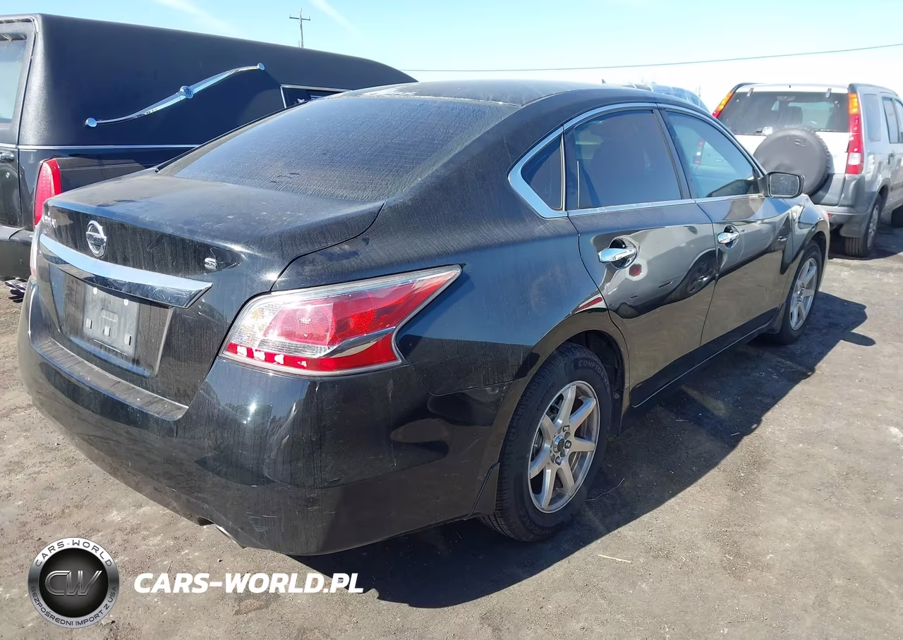 2015 Nissan Altima 2.5 S VIN:1N4AL3AP2FC209634 - 4