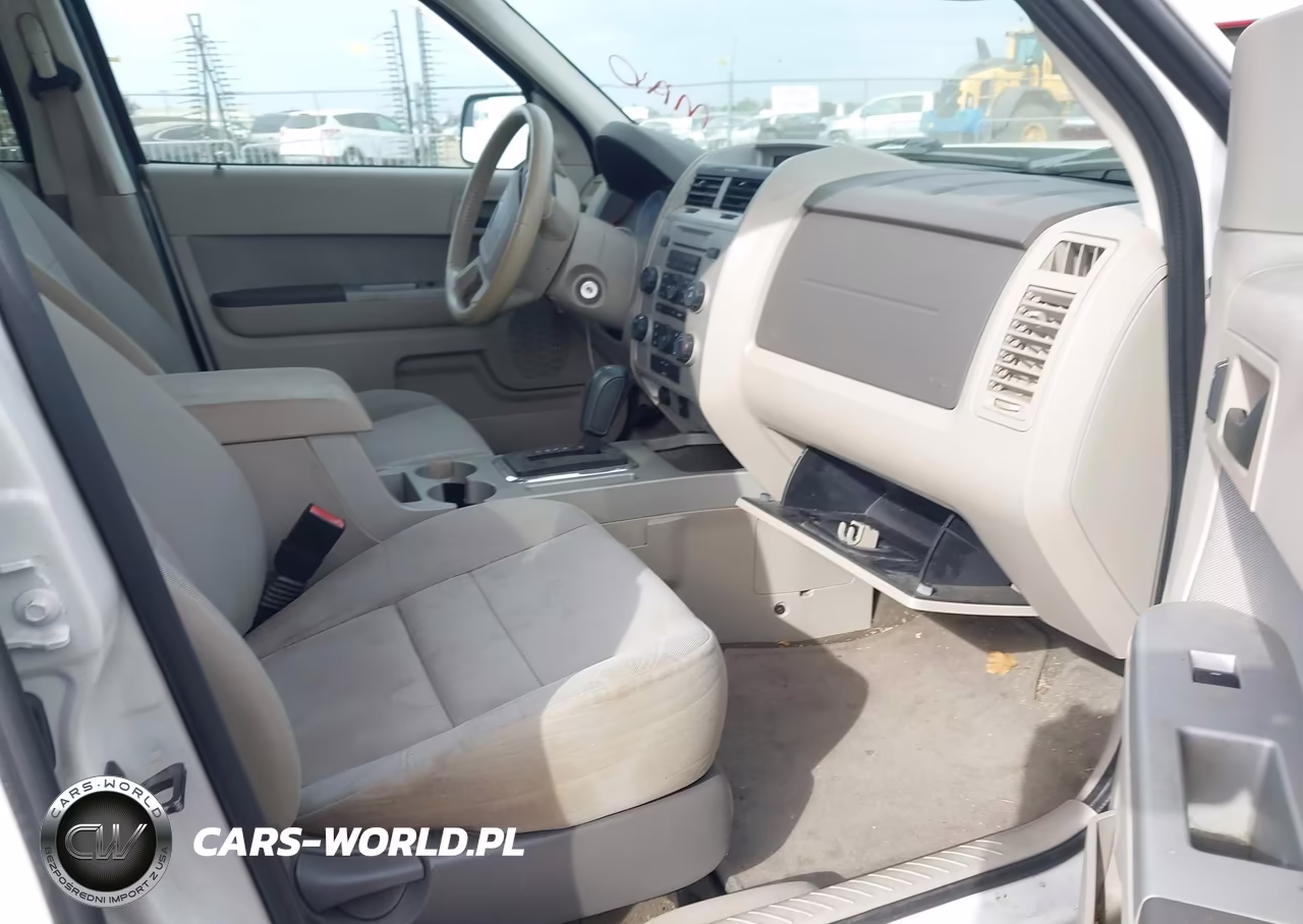 2011 Ford Escape Xlt VIN:1FMCU0D79BKA14877 - 5