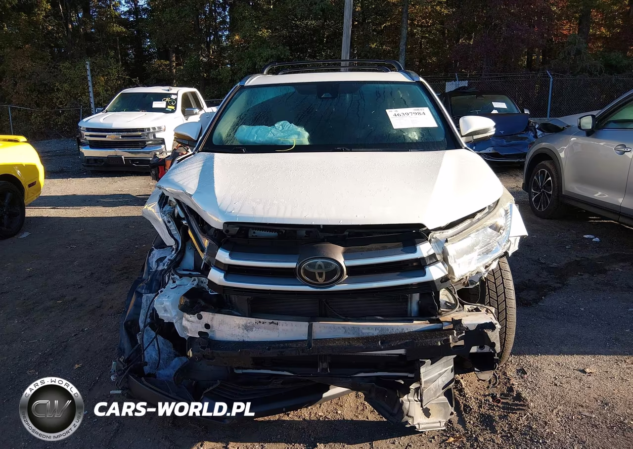 2018 Toyota Highlander Xle VIN:5TDJZRFH5JS548229 - 12