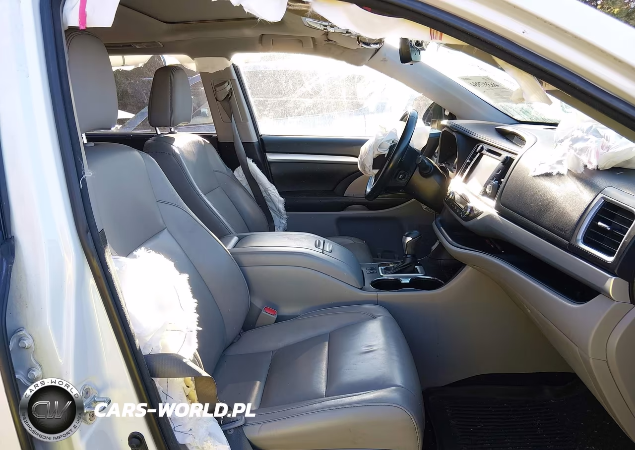 2018 Toyota Highlander Xle VIN:5TDJZRFH5JS548229 - 5