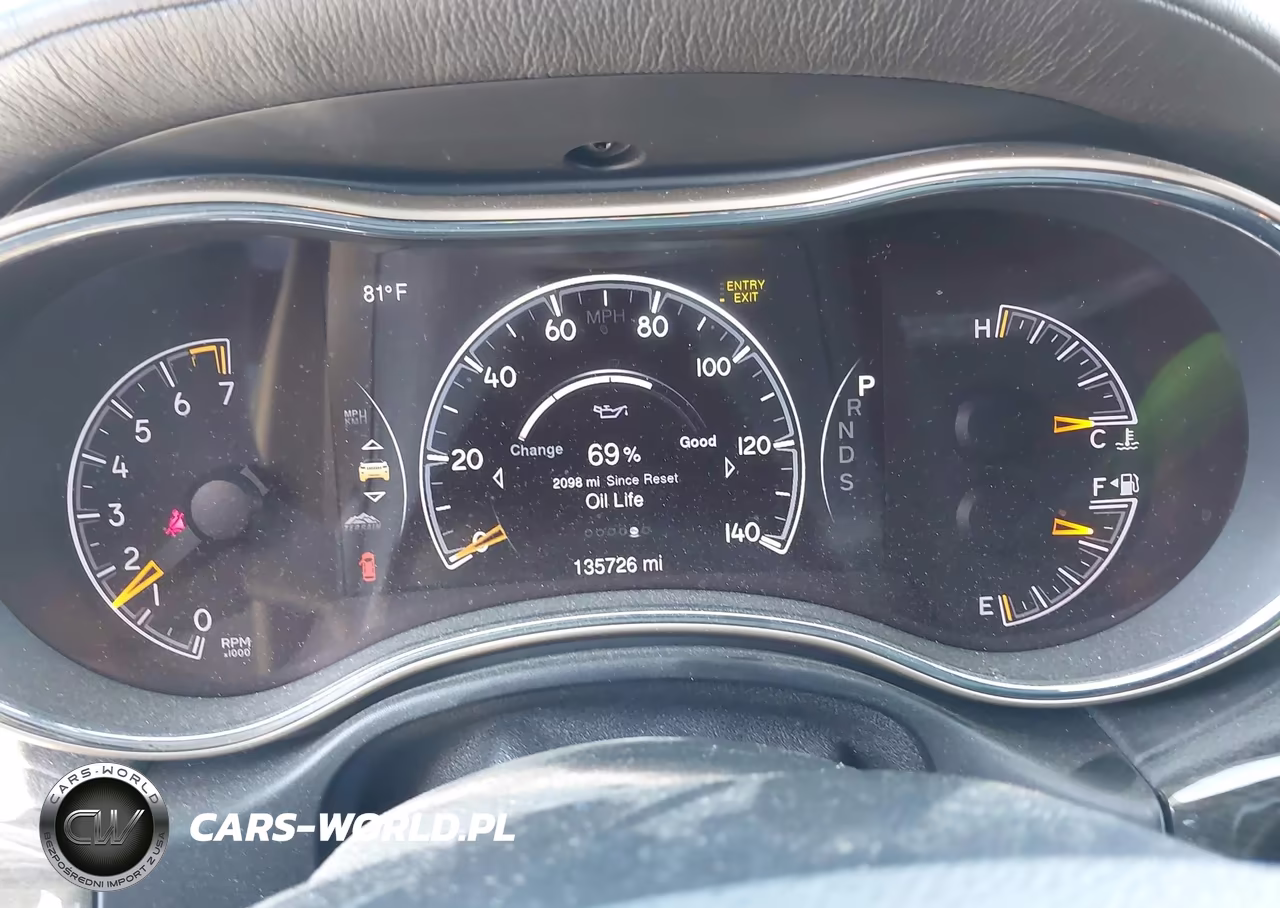 2015 Jeep Grand Cherokee Overland VIN:1C4RJFCG1FC692597 - 7