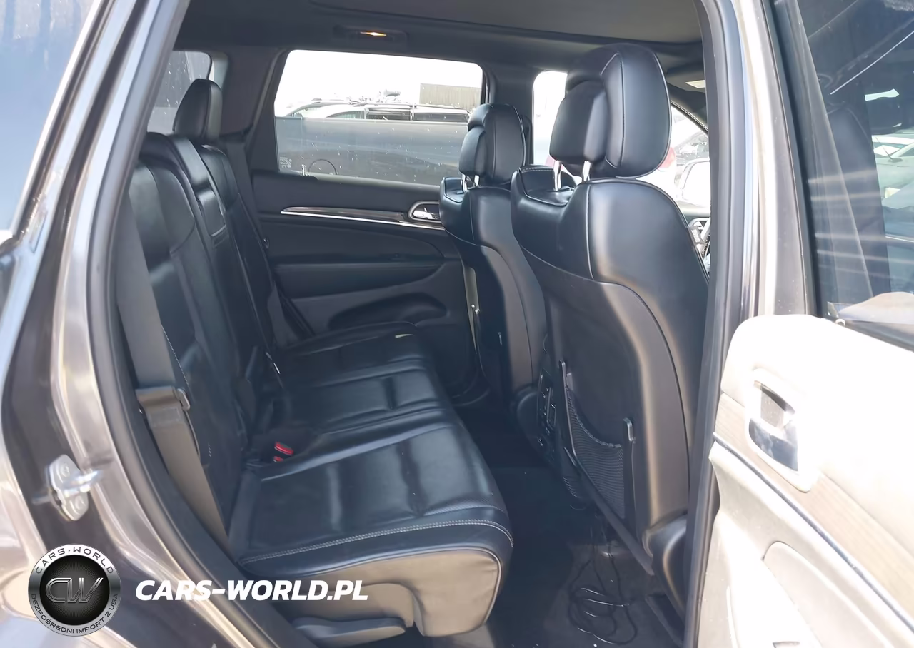 2015 Jeep Grand Cherokee Overland VIN:1C4RJFCG1FC692597 - 8