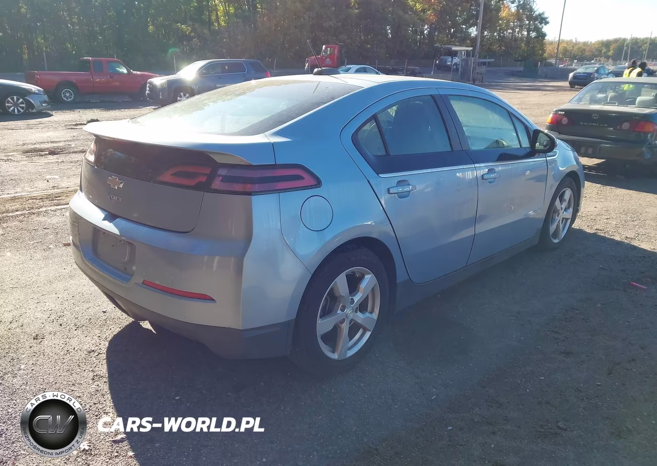 2015 Chevrolet Volt VIN:1G1RA6E46FU104649 - 4