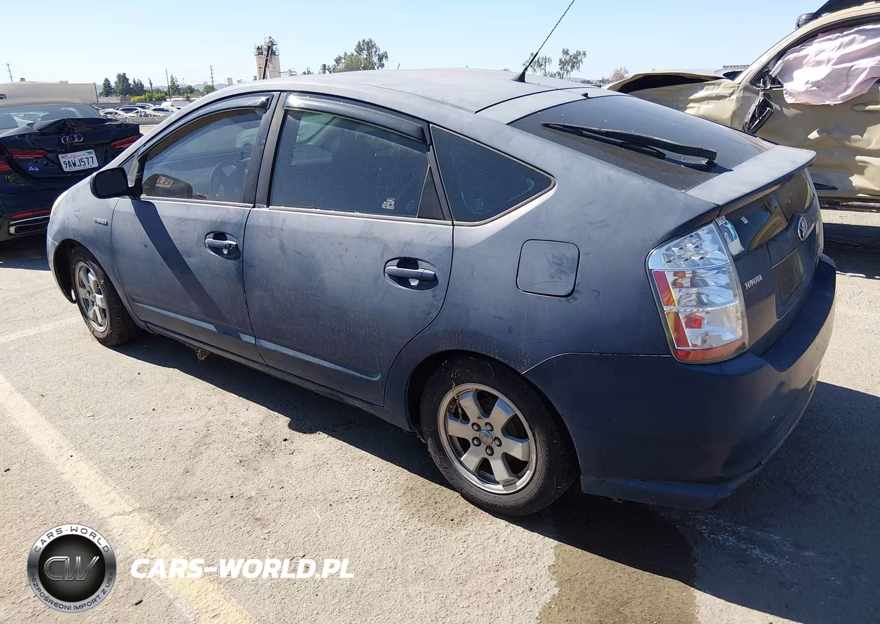 2008 Toyota Prius VIN:JTDKB20U483404611 - 3