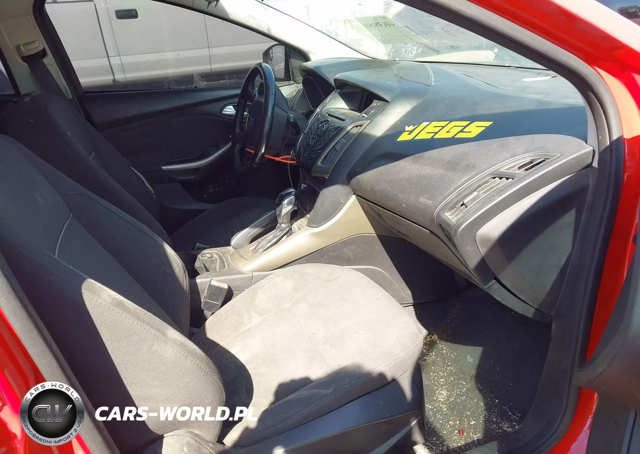 2012 Ford Focus Sel VIN:1FAHP3M22CL162359 - 5