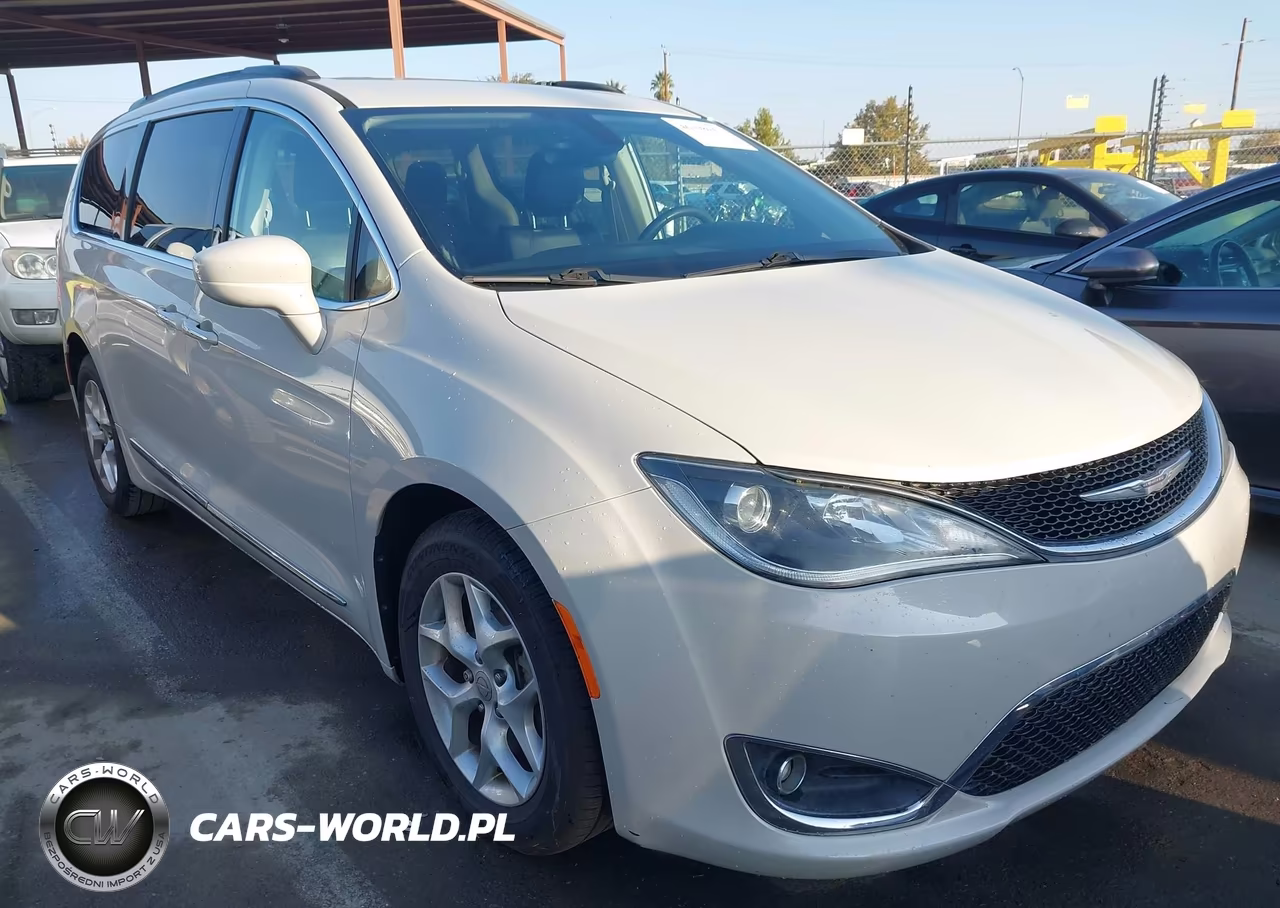 2017 Chrysler Pacifica Touring-L VIN:2C4RC1BGXHR628647 - 14