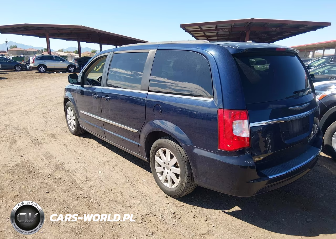 2015 Chrysler Town & Country Touring VIN:2C4RC1BG3FR594399 - 3