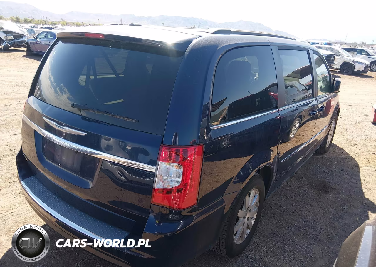 2015 Chrysler Town & Country Touring VIN:2C4RC1BG3FR594399 - 4