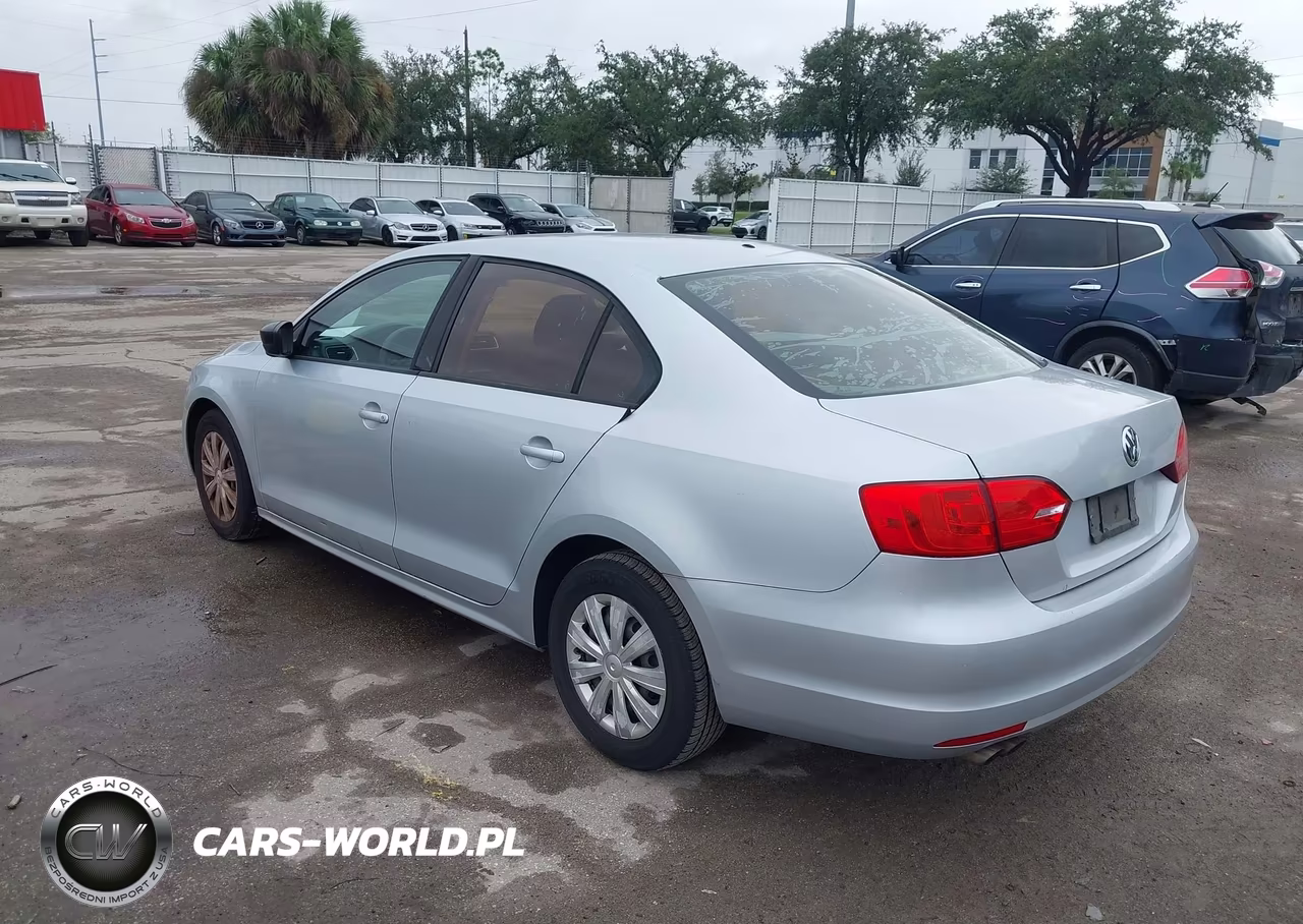 2011 Volkswagen Jetta 2.0L S VIN:3VW2K7AJ6BM336817 - 3