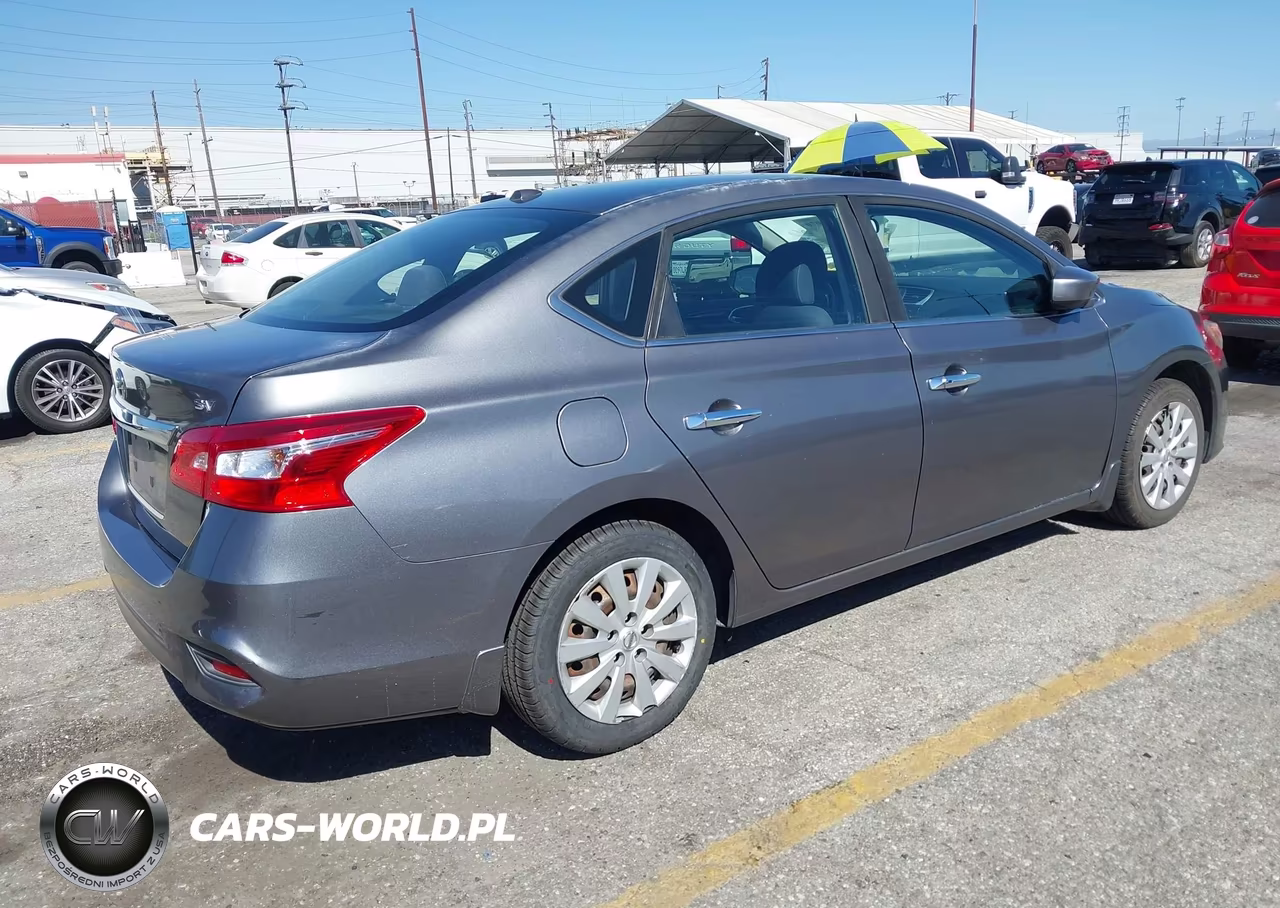 2017 Nissan Sentra Sv VIN:3N1AB7AP1HY364628 - 4