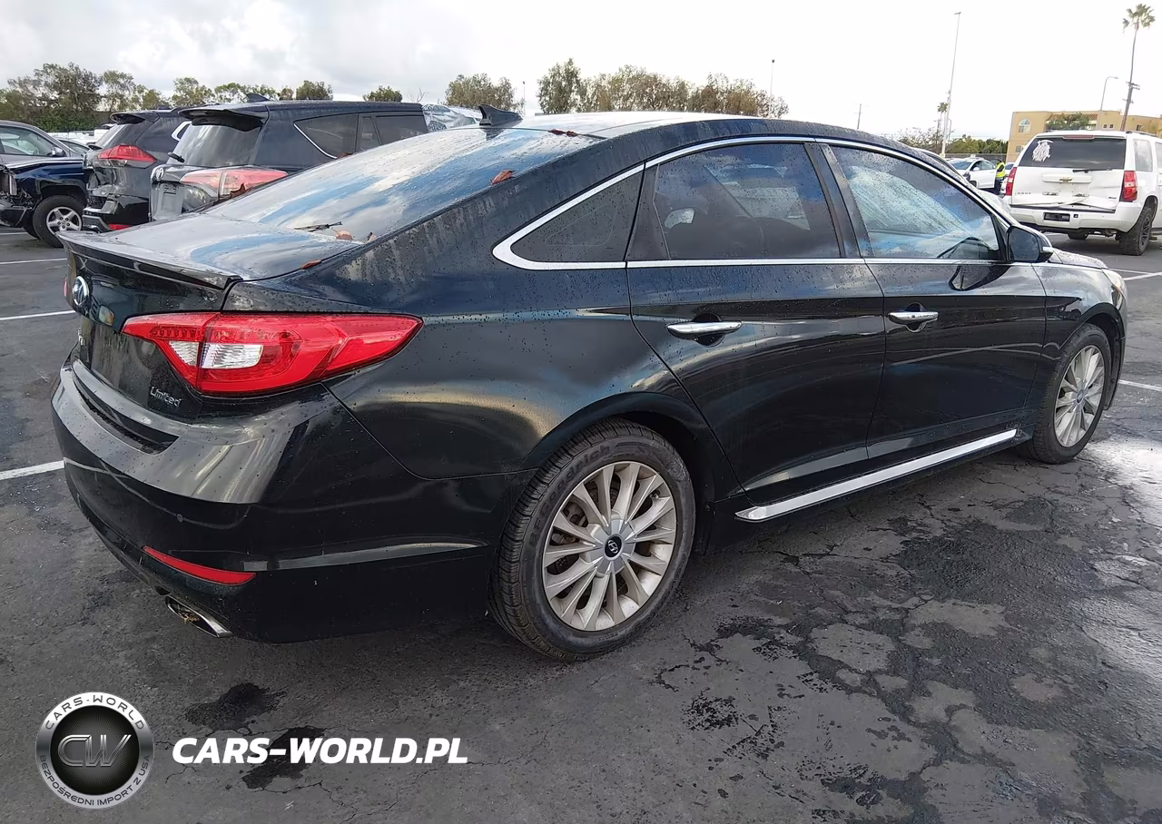 2015 Hyundai Sonata Limited VIN:5NPE34AF9FH101654 - 4