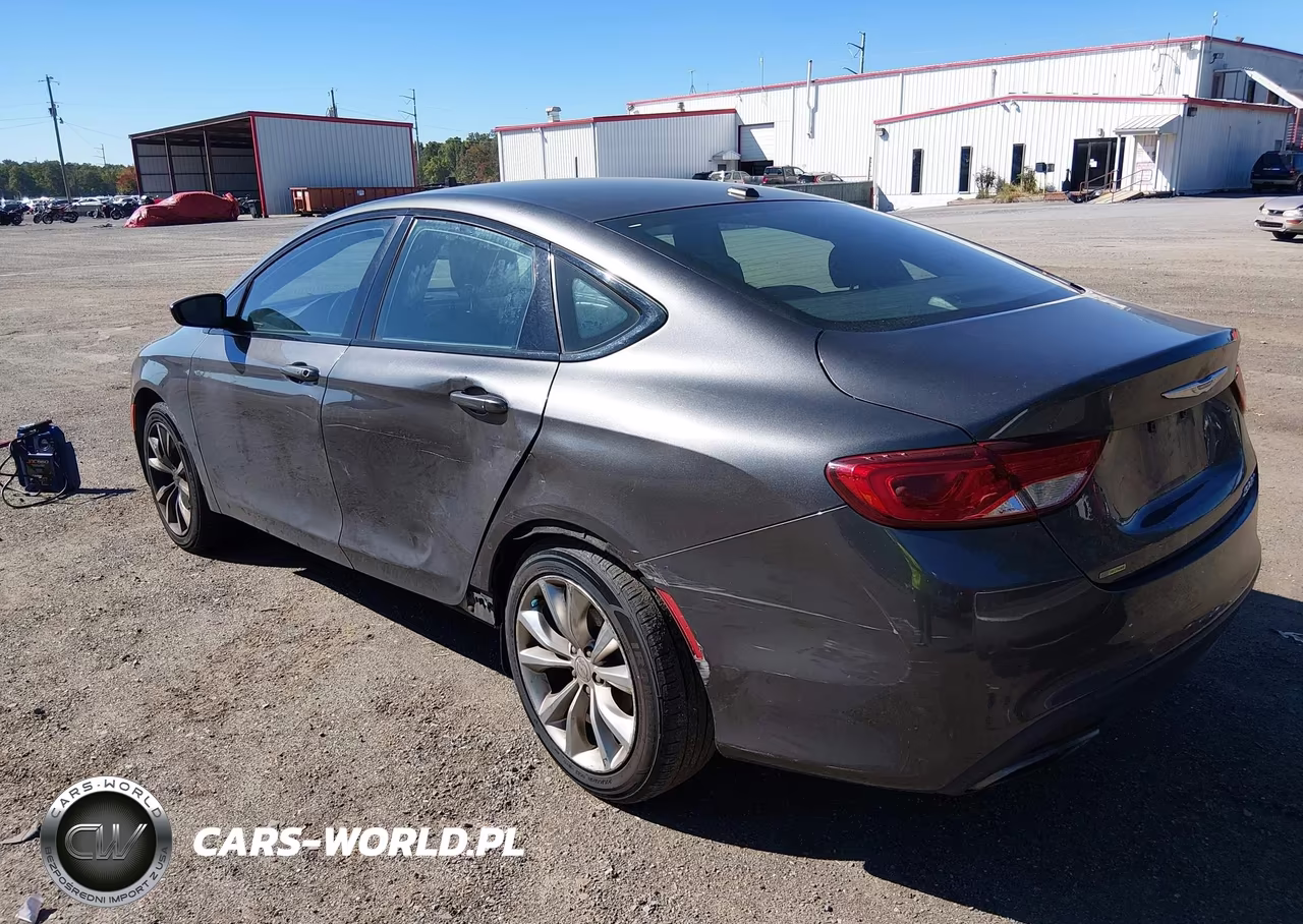 2015 Chrysler 200 S VIN:1C3CCCBB4FN658540 - 3