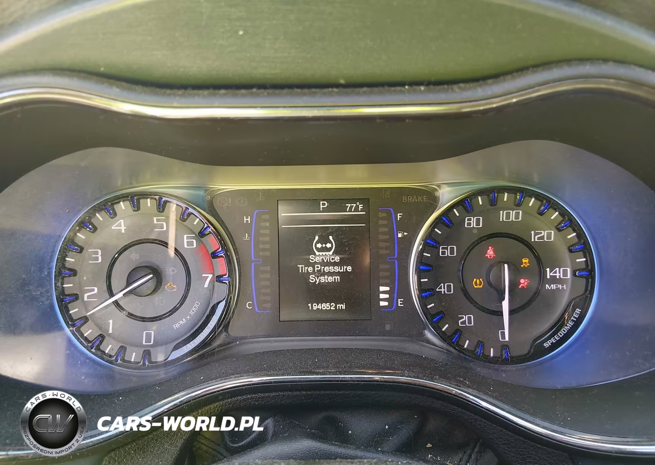 2015 Chrysler 200 S VIN:1C3CCCBB4FN658540 - 7