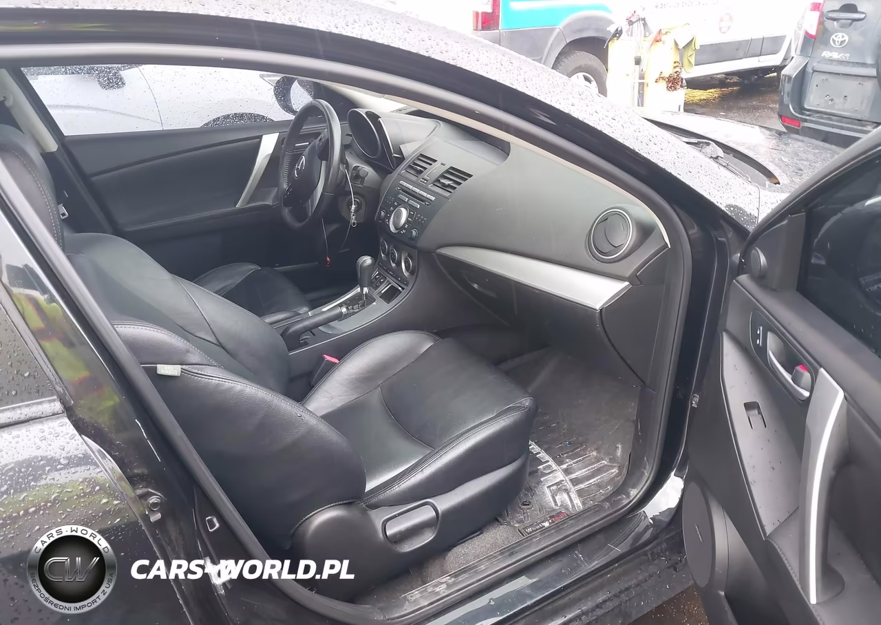 2011 Mazda Mazda3 S Grand Touring VIN:JM1BL1M63B1363085 - 5