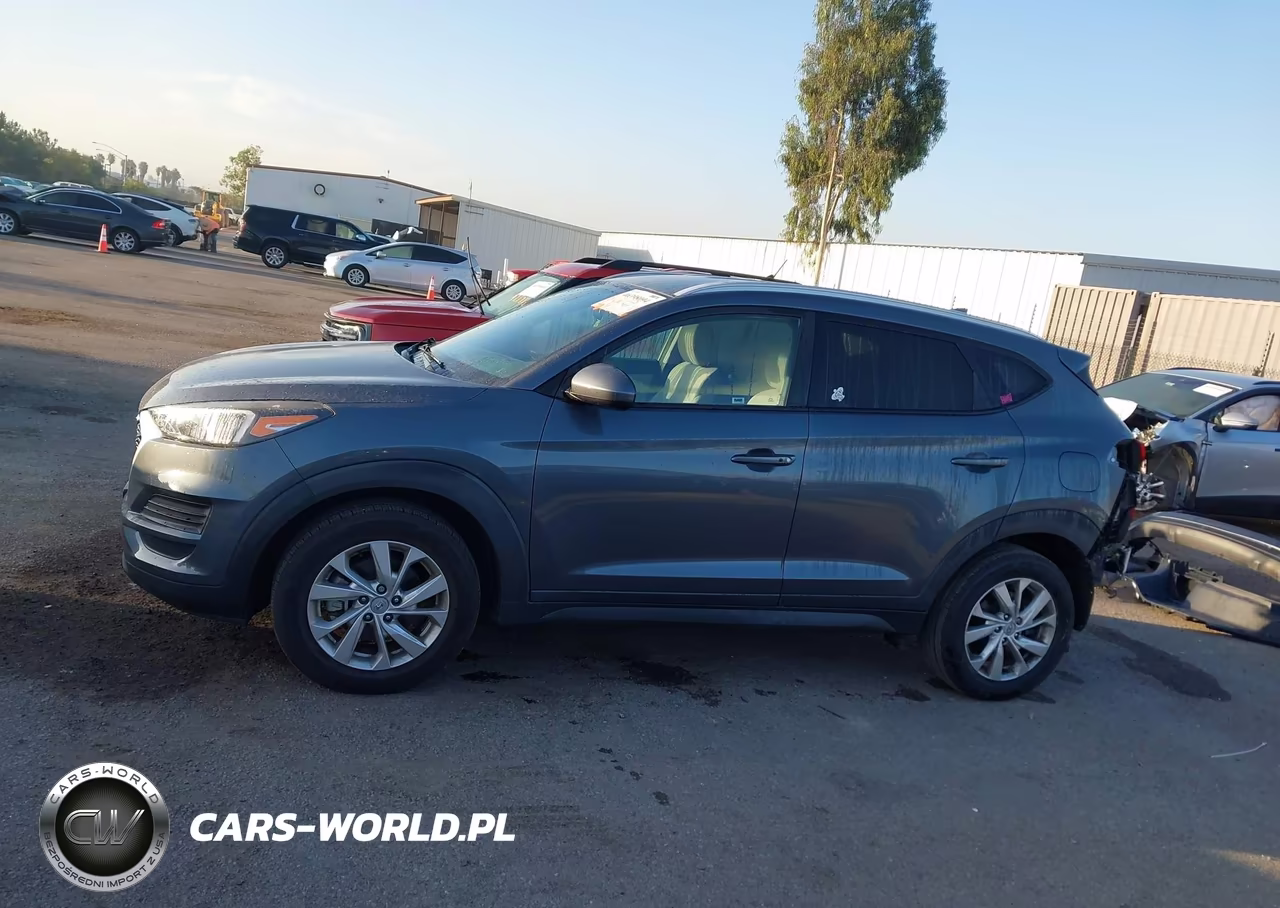 2019 Hyundai Tucson Value VIN:KM8J33A40KU031884 - 15