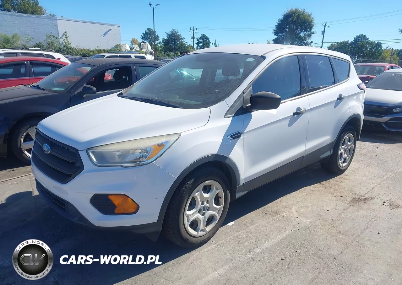 2017 Ford Escape S VIN:1FMCU0F73HUE63658 - 2