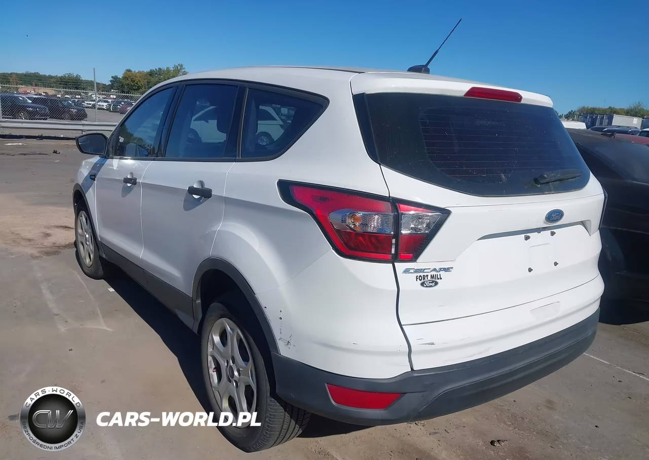 2017 Ford Escape S VIN:1FMCU0F73HUE63658 - 3