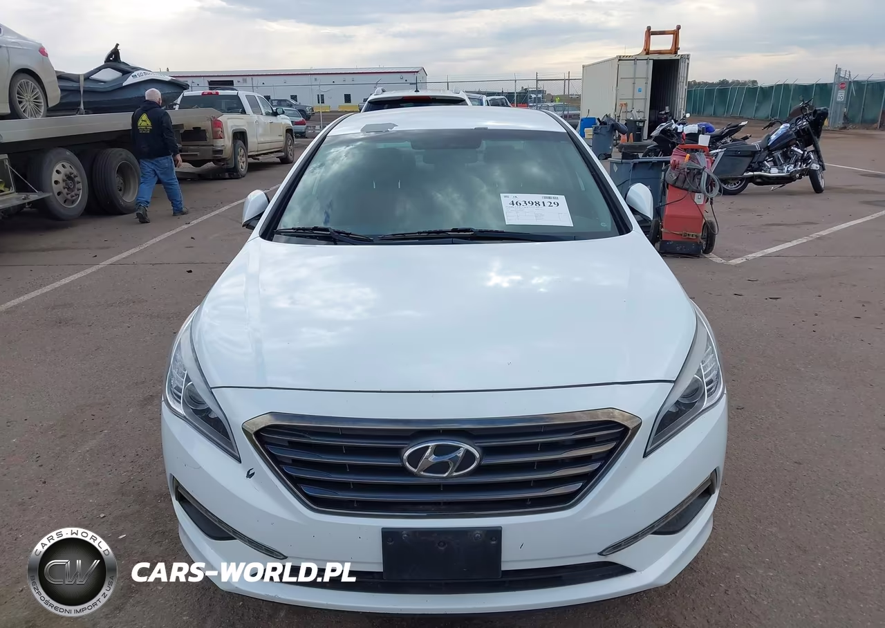 2015 Hyundai Sonata Limited VIN:5NPE34AF2FH026781 - 6