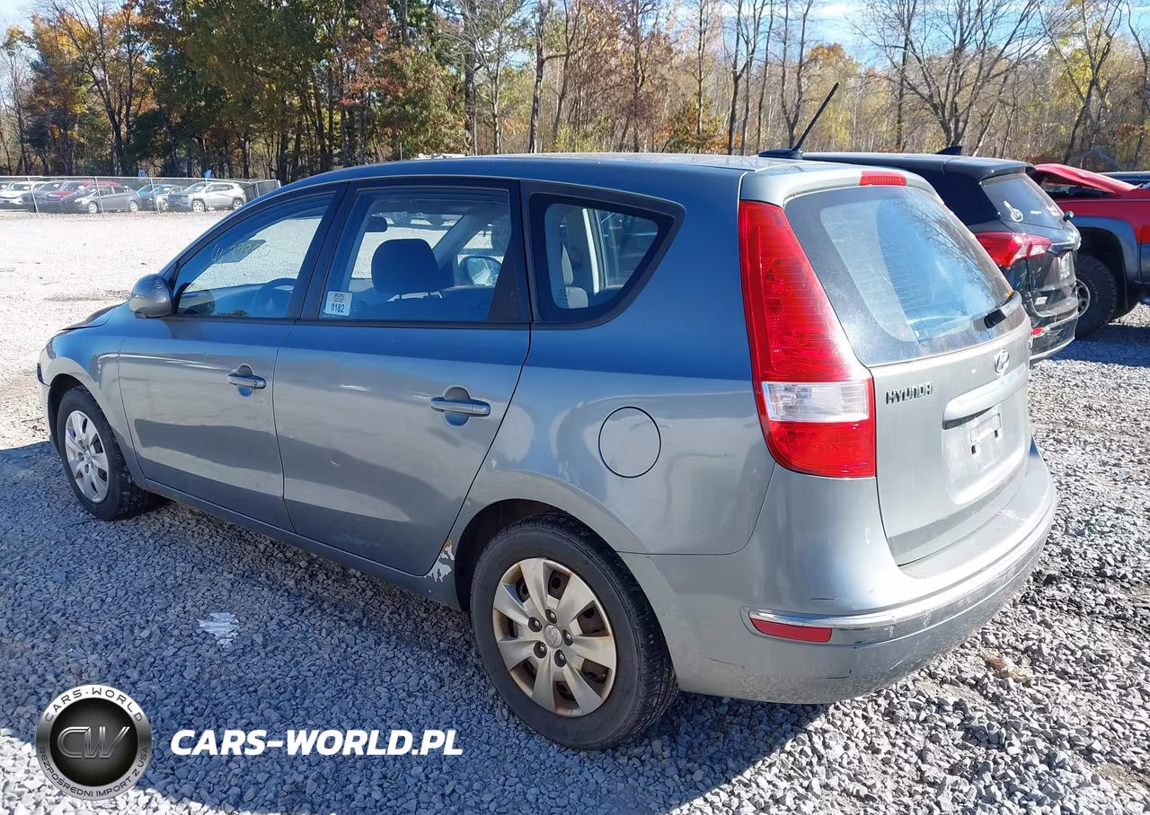 2010 Hyundai Elantra Touring Gls VIN:KMHDB8AE4AU072331 - 3