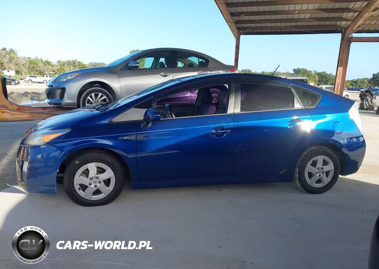 2011 Toyota Prius Four VIN:JTDKN3DU7B0253067 - 14