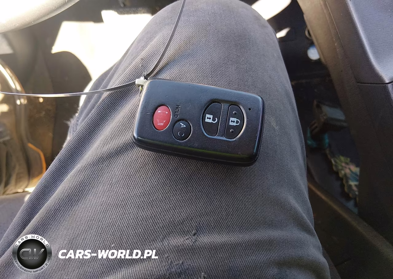 2012 Toyota Prius Two VIN:JTDKN3DU3C1570937 - 11