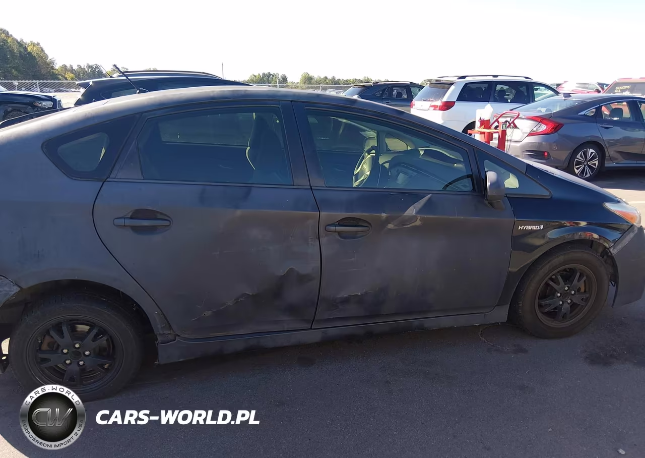 2012 Toyota Prius Two VIN:JTDKN3DU3C1570937 - 13