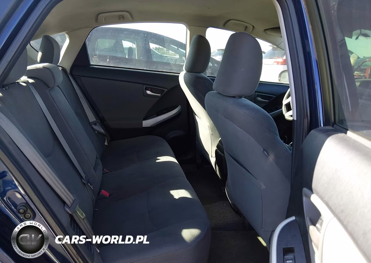 2012 Toyota Prius Two VIN:JTDKN3DU3C1570937 - 8