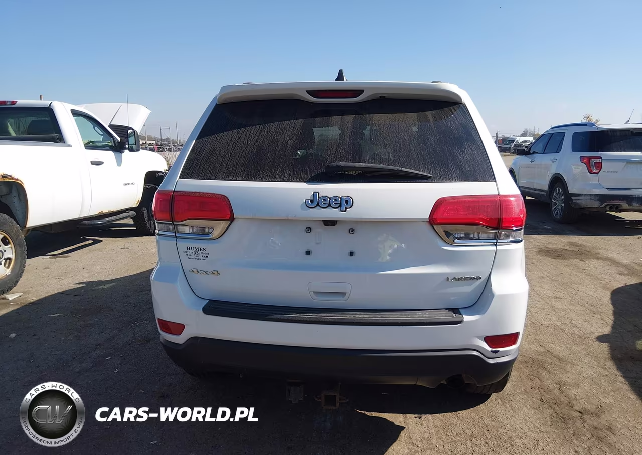 2015 Jeep Grand Cherokee Laredo VIN:1C4RJFAG3FC870576 - 16