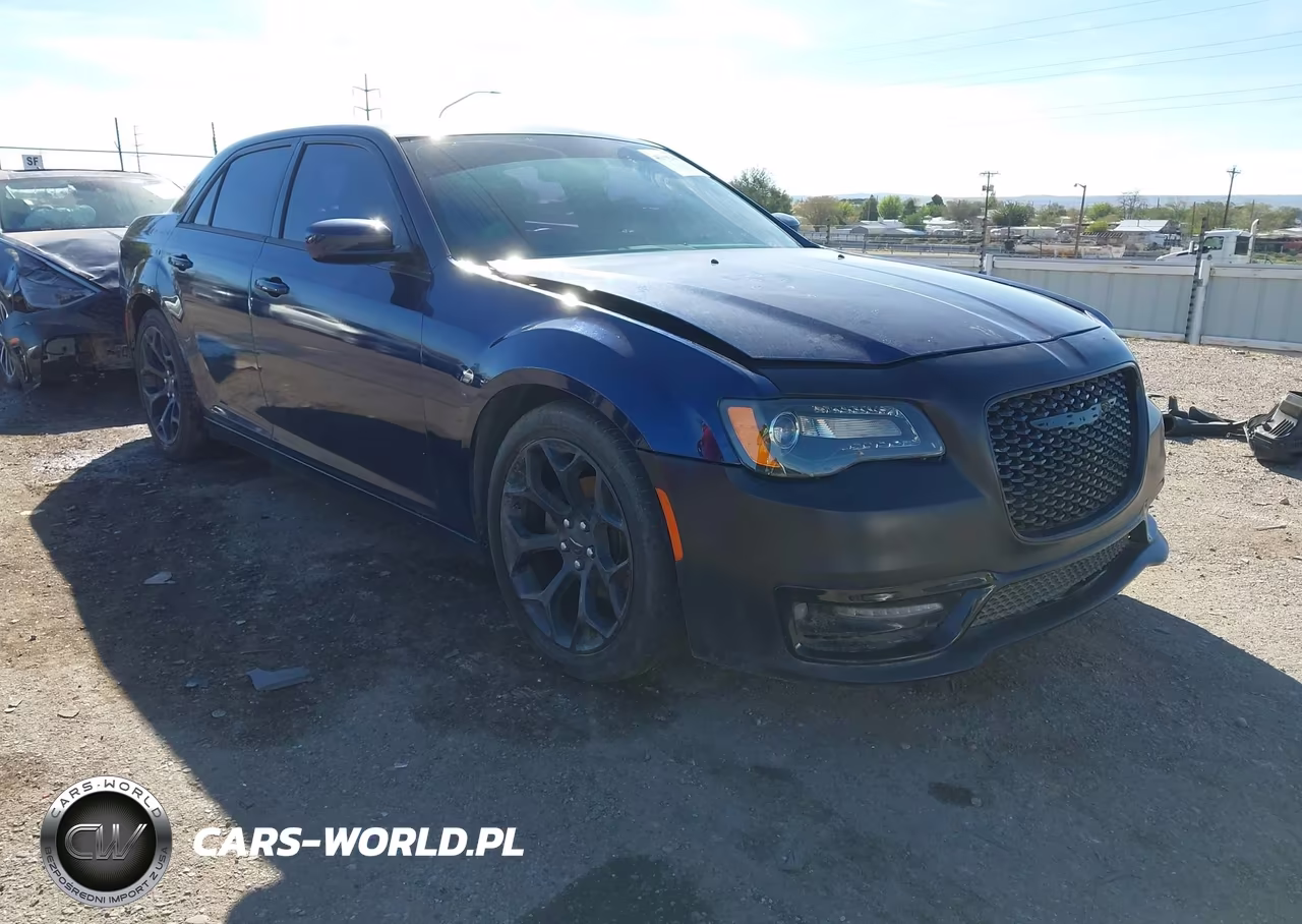 2015 Chrysler 300 300S VIN:2C3CCABG0FH735977 - 1
