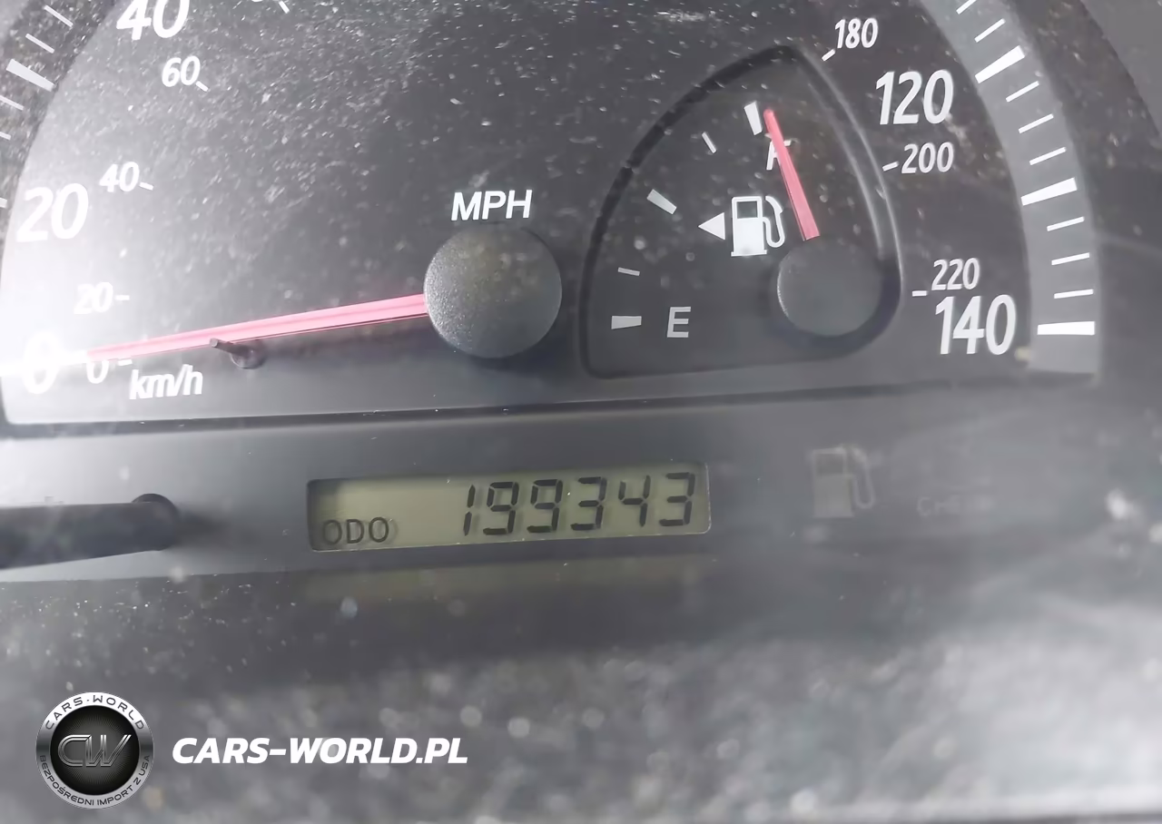 2003 Toyota Camry Le VIN:JTDBE32K130183505 - 7