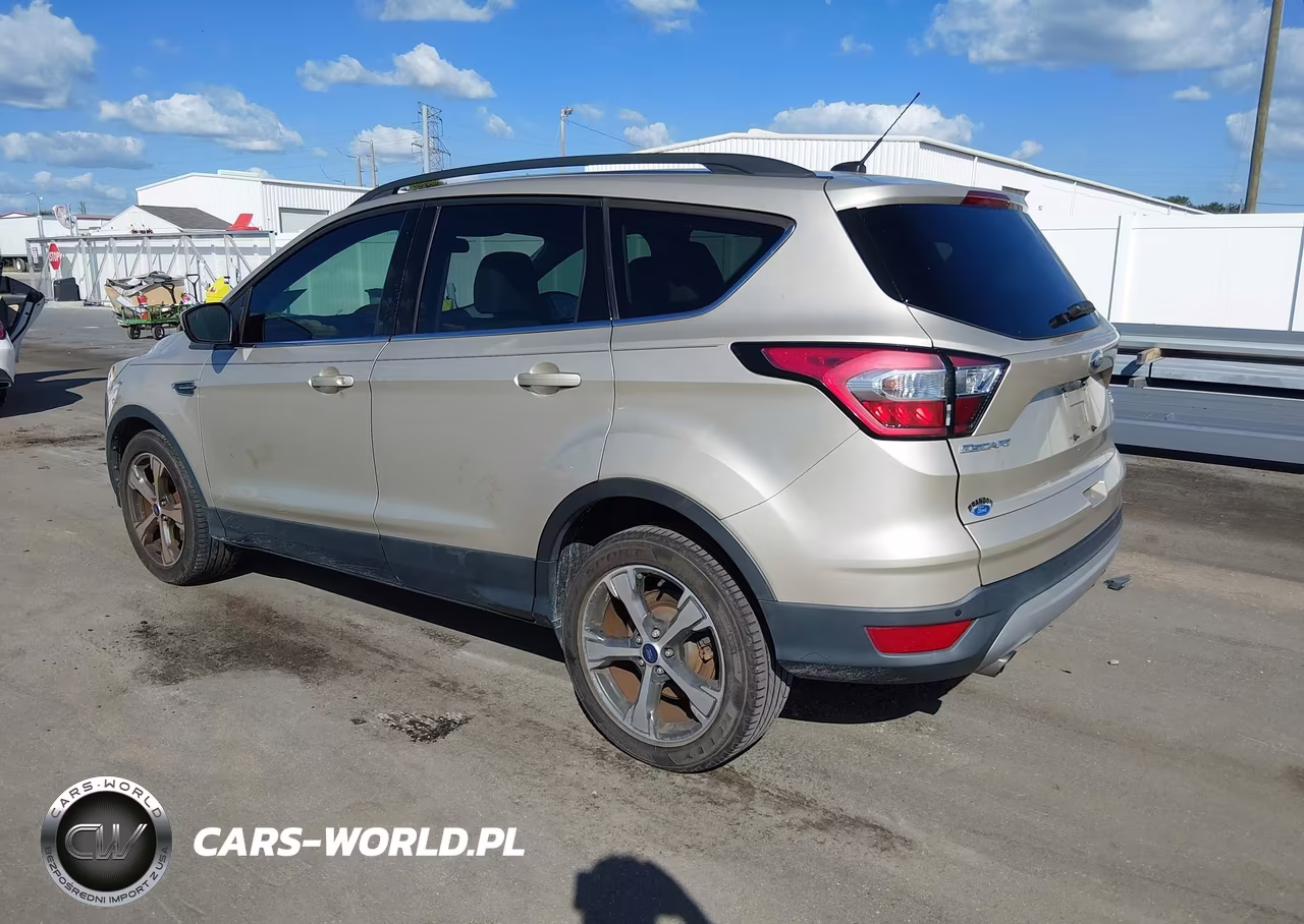 2017 Ford Escape Se VIN:1FMCU0GD5HUE13011 - 3
