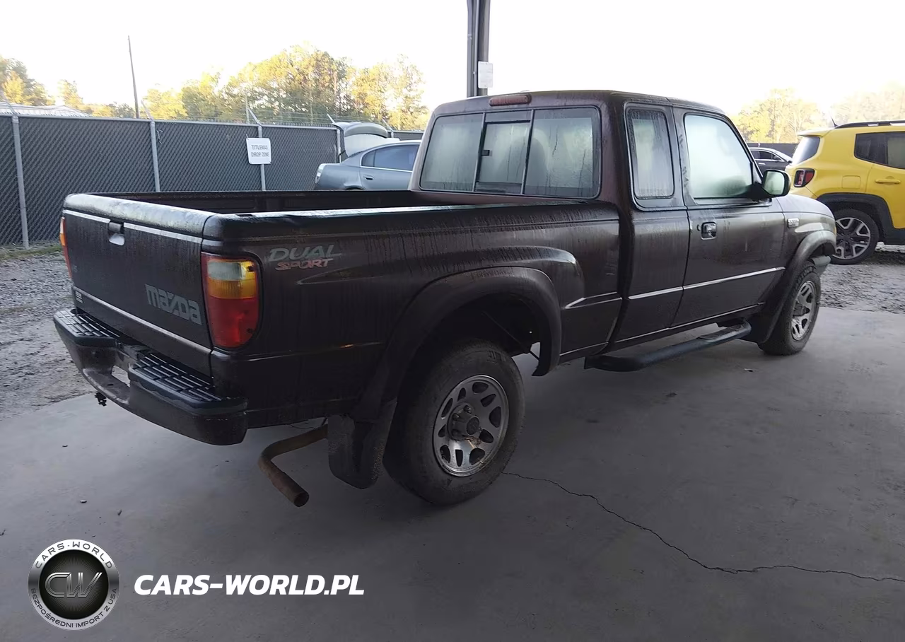 2003 Mazda B3000 Ds VIN:4F4YR16UX3TM17886 - 4