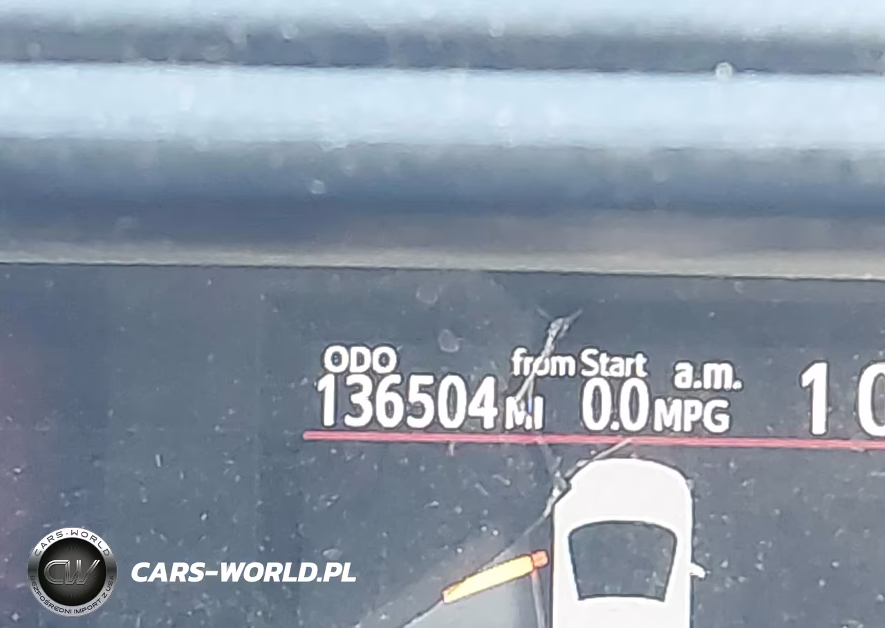 2015 Toyota Prius C Two VIN:JTDKDTB37F1100752 - 15