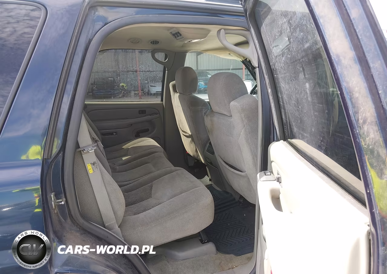 2004 Chevrolet Tahoe Ls VIN:1GNEC13V34R306130 - 8