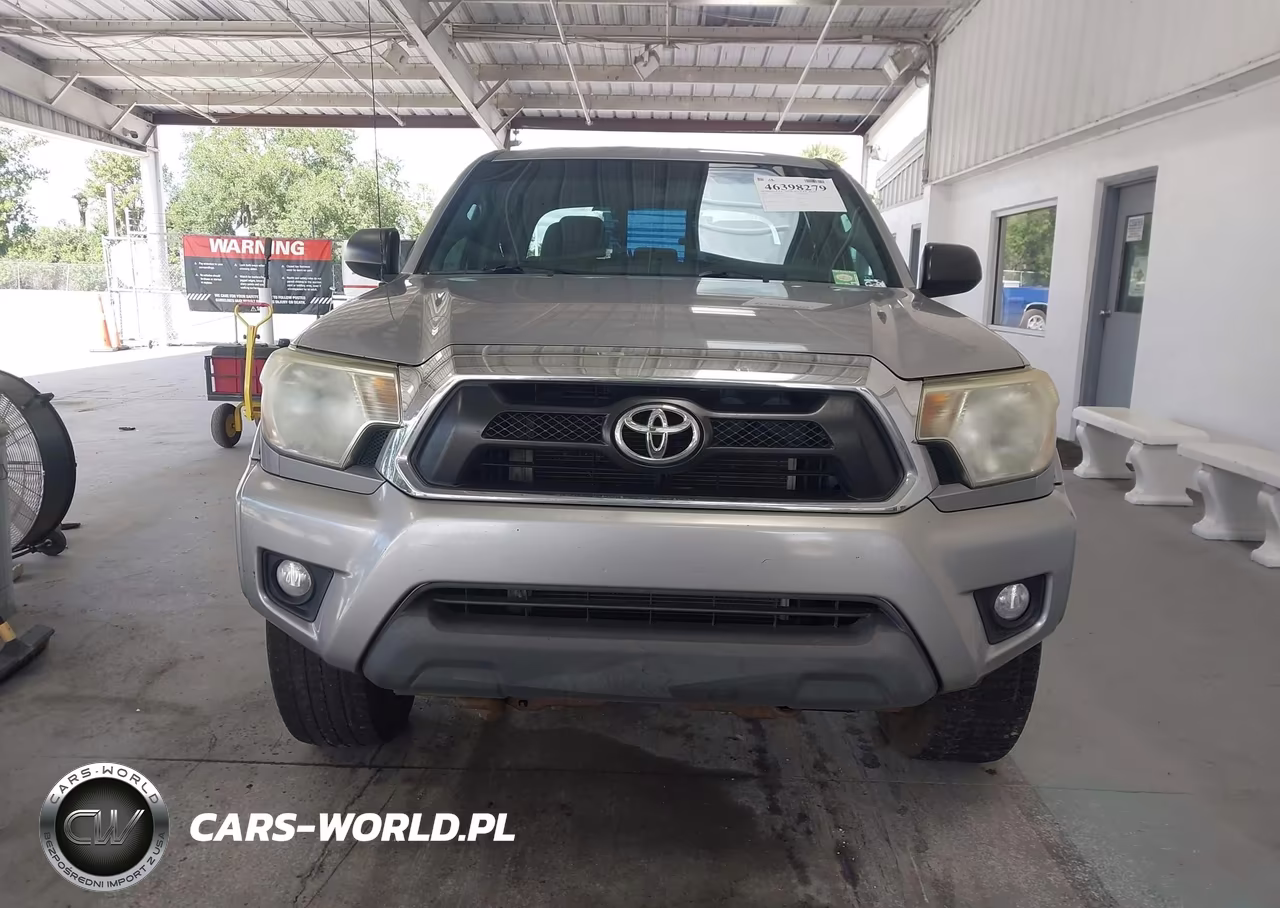 2015 Toyota Tacoma Base V6 VIN:5TFLU4EN1FX122699 - 12