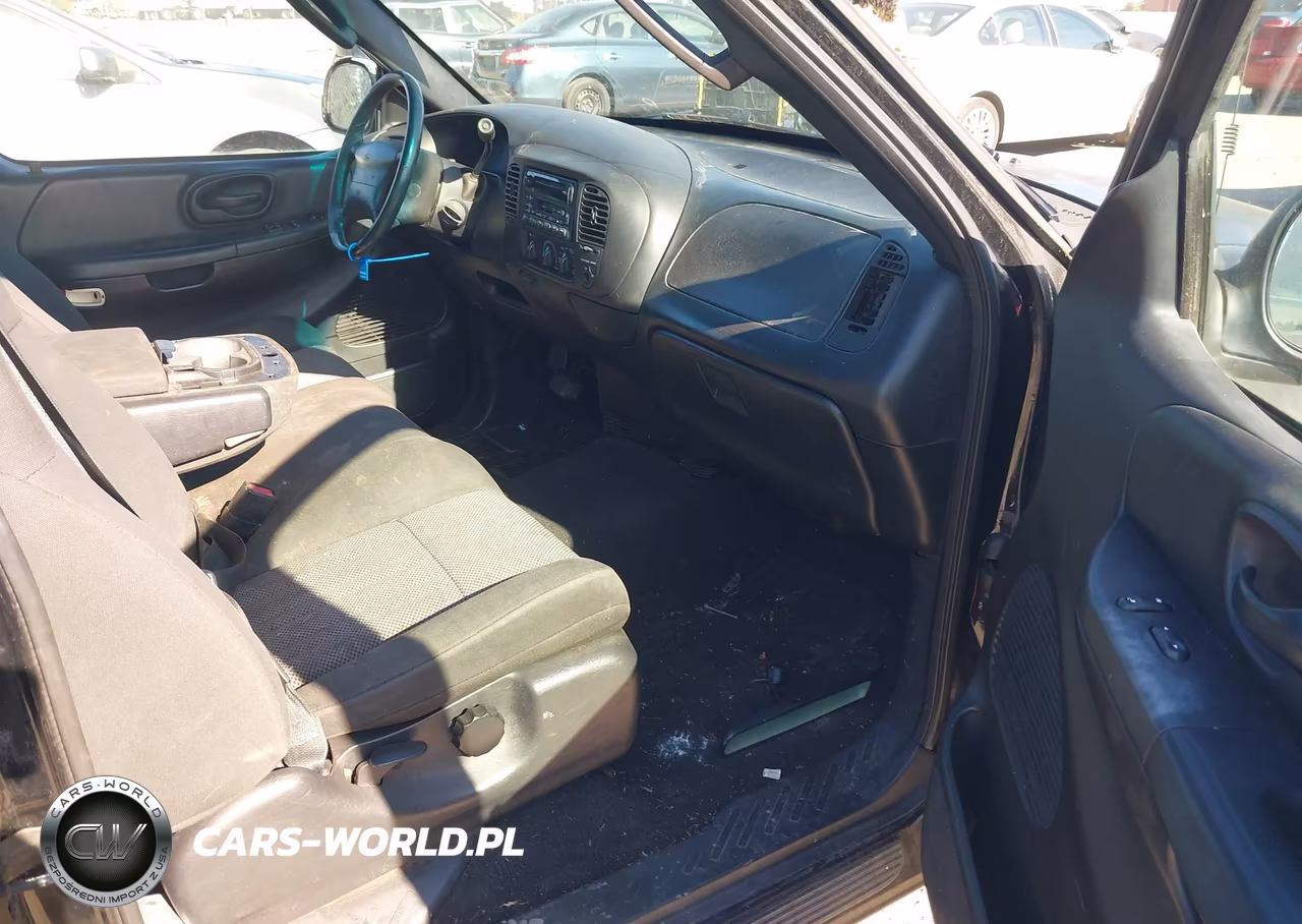 2003 Ford F-150 Lariat-Xl-Xlt VIN:1FTRX17L43NA24236 - 5