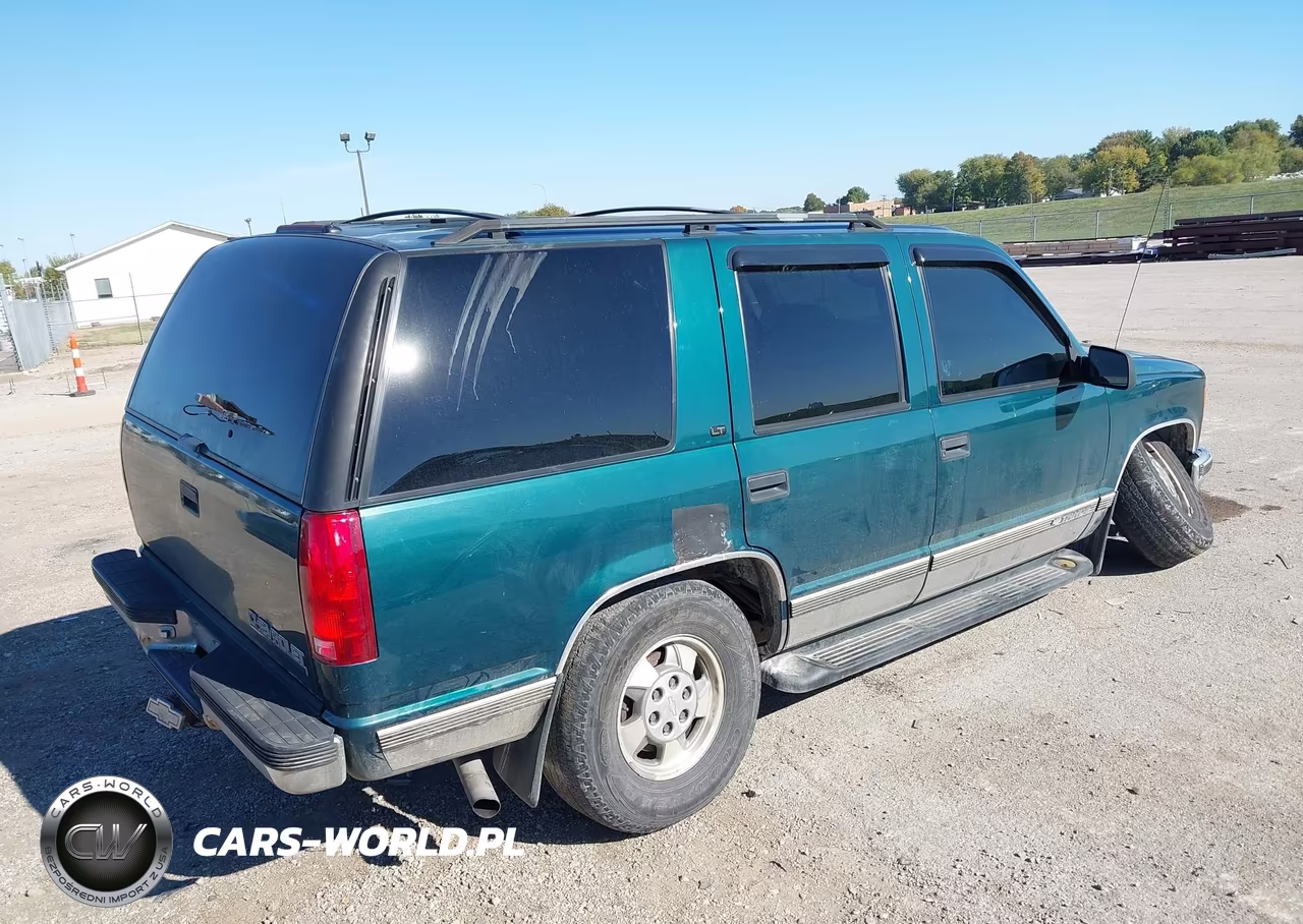 1999 Chevrolet Tahoe Ls VIN:1GNEK13R8XJ308206 - 4