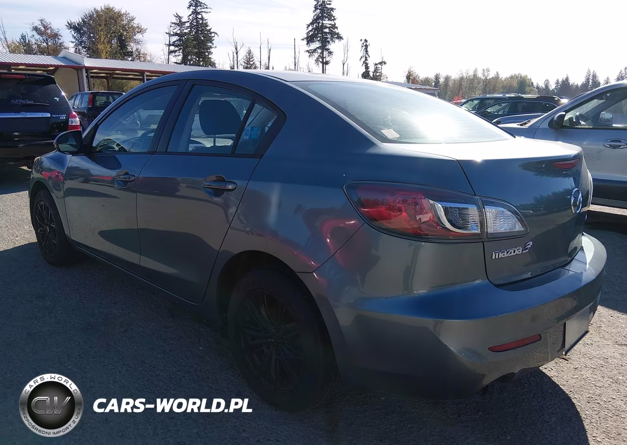 2013 Mazda Mazda3 I Sport VIN:JM1BL1U76D1781443 - 3