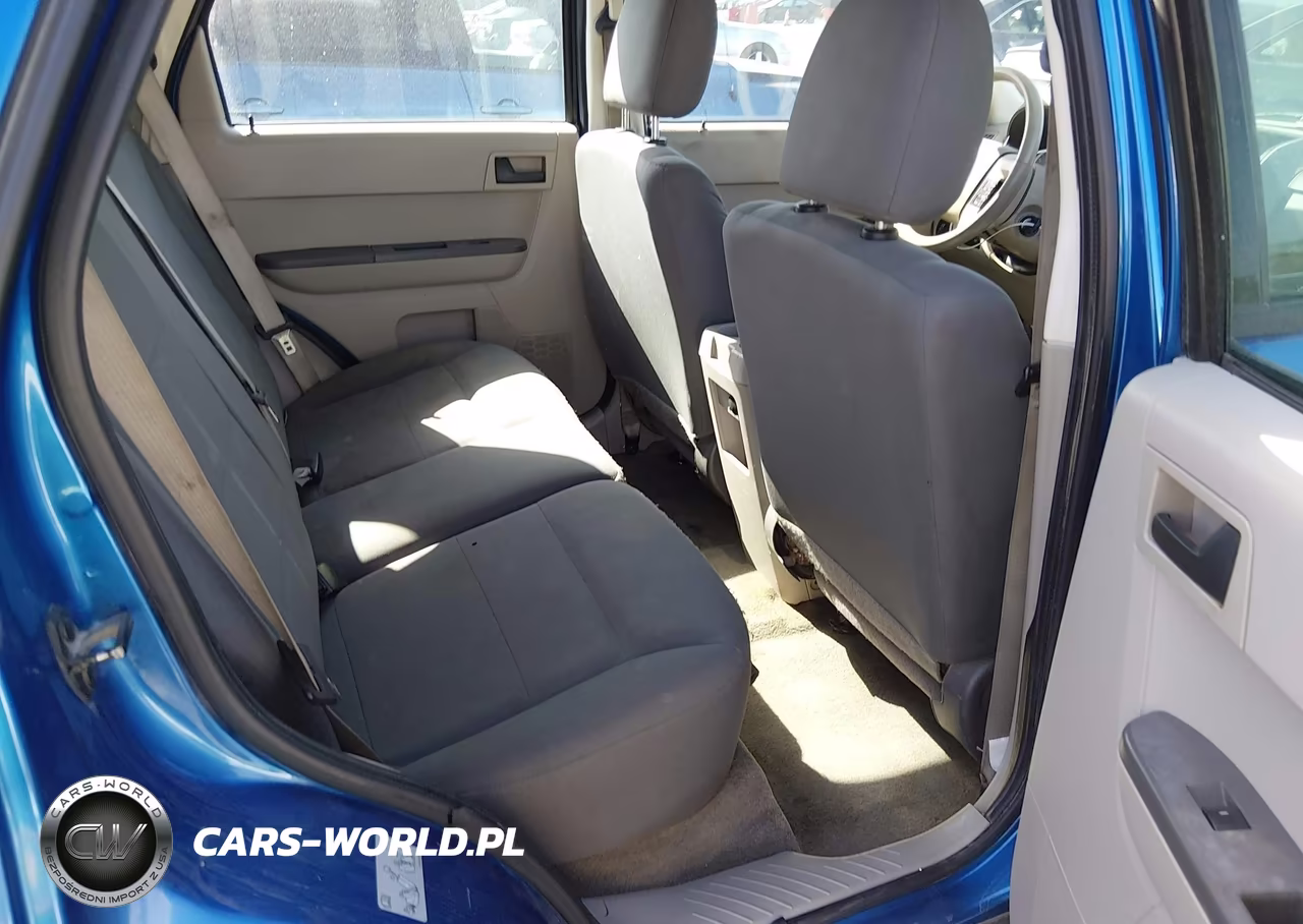 2012 Ford Escape Xls VIN:1FMCU0C73CKC12745 - 8