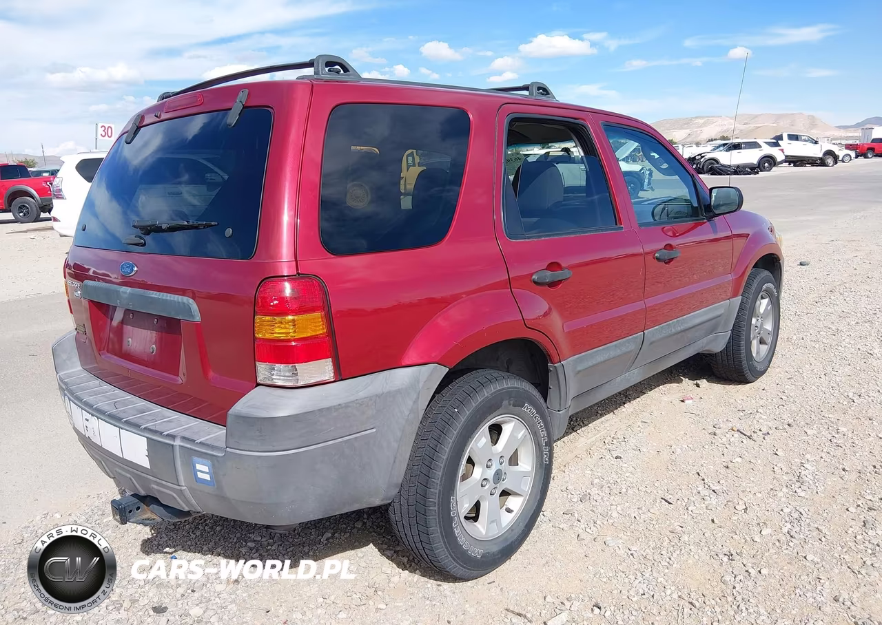 2005 Ford Escape Xlt VIN:1FMYU93135KA97346 - 4