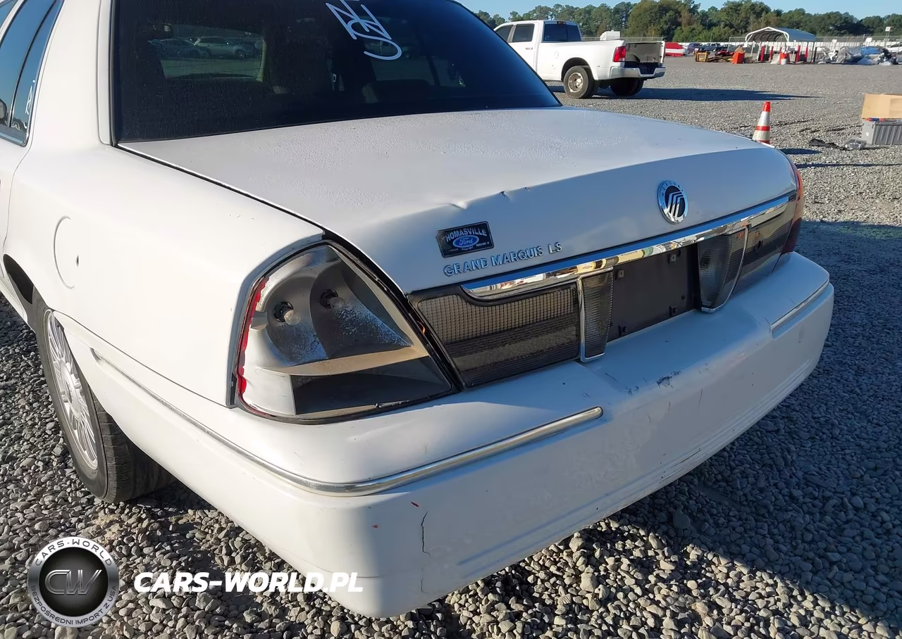 2010 Mercury Grand Marquis Ls (Fleet Only) VIN:2MEBM7FVXAX634989 - 6