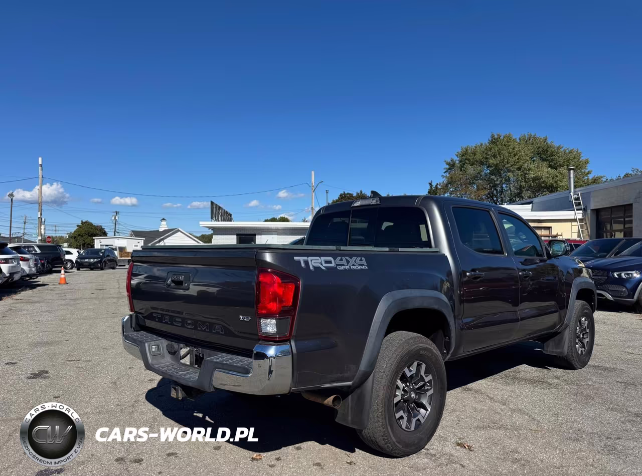 TOYOTA TACOMA VIN:3TMCZ5AN8KM259572 - 4