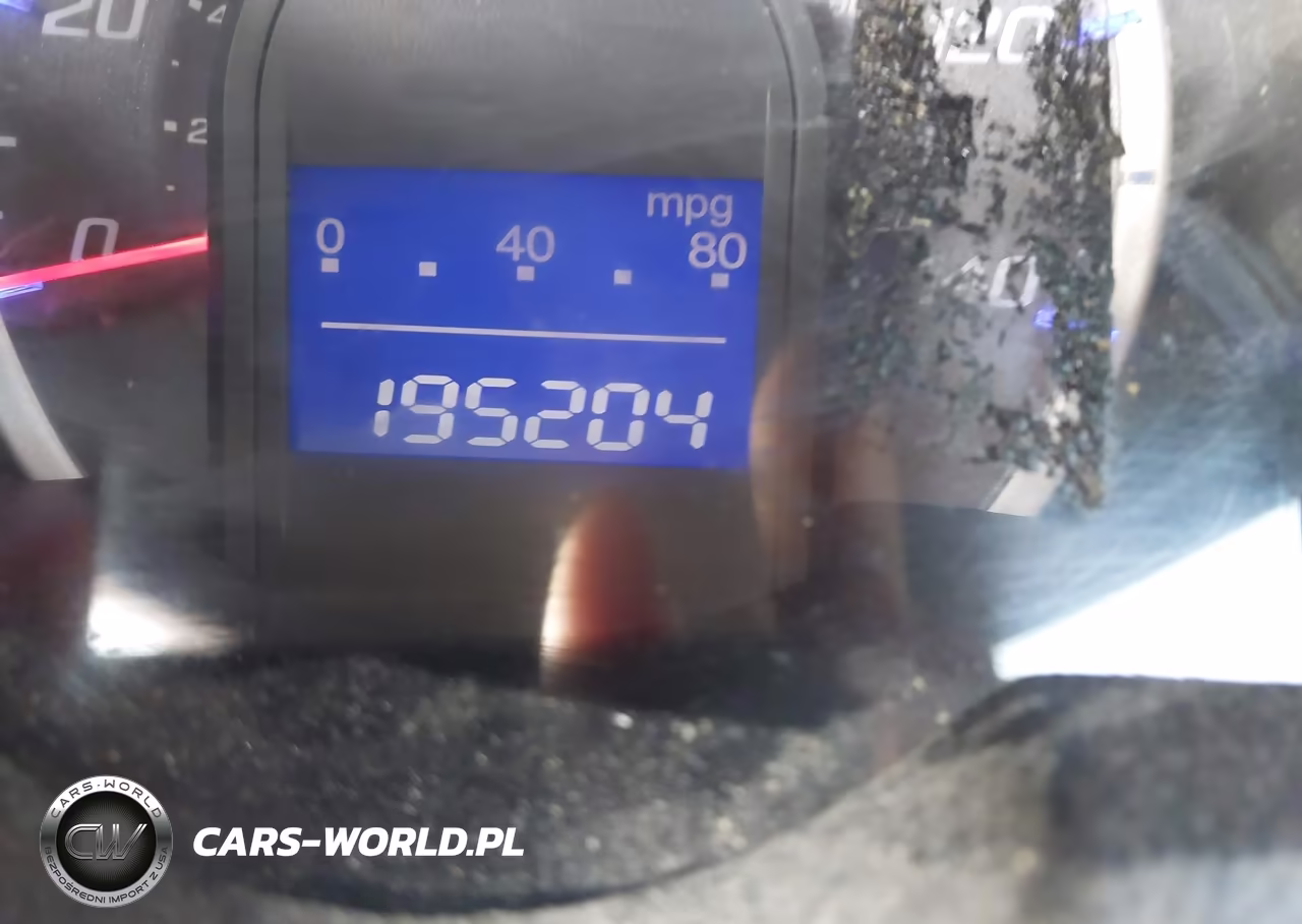 2013 Honda Fit Sport VIN:JHMGE8H52DC051288 - 15