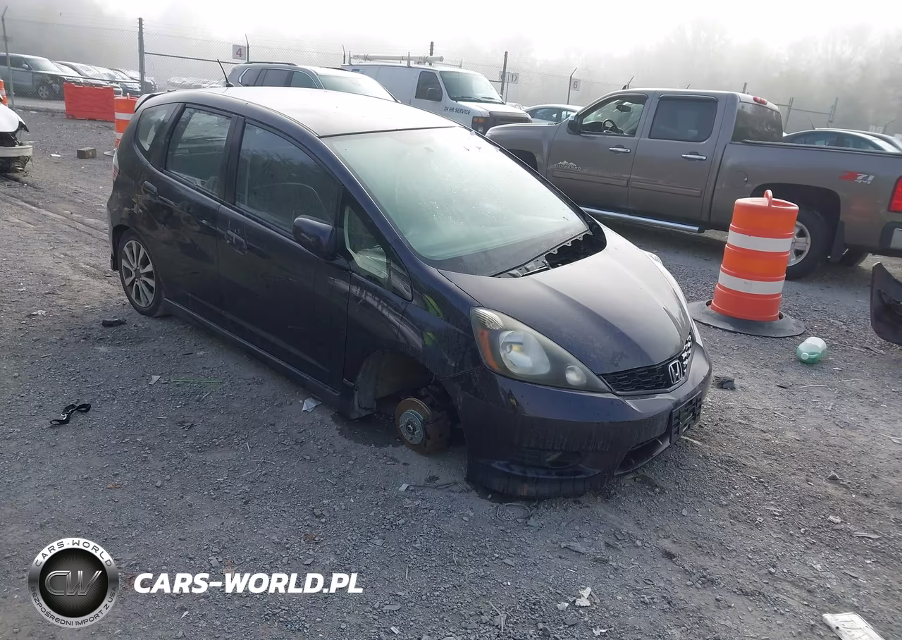 2013 Honda Fit Sport VIN:JHMGE8H52DC051288 - 6