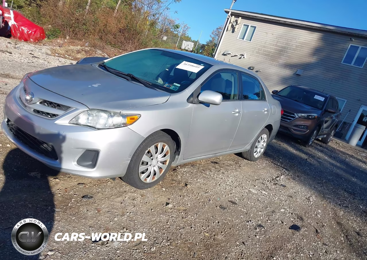 2012 Toyota Corolla Le VIN:2T1BU4EEXCC860927 - 2
