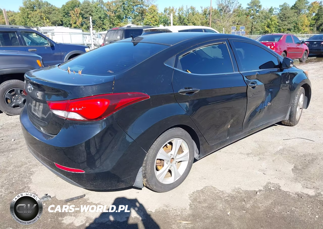 2016 Hyundai Elantra Value Edition VIN:KMHDH4AEXGU490716 - 4