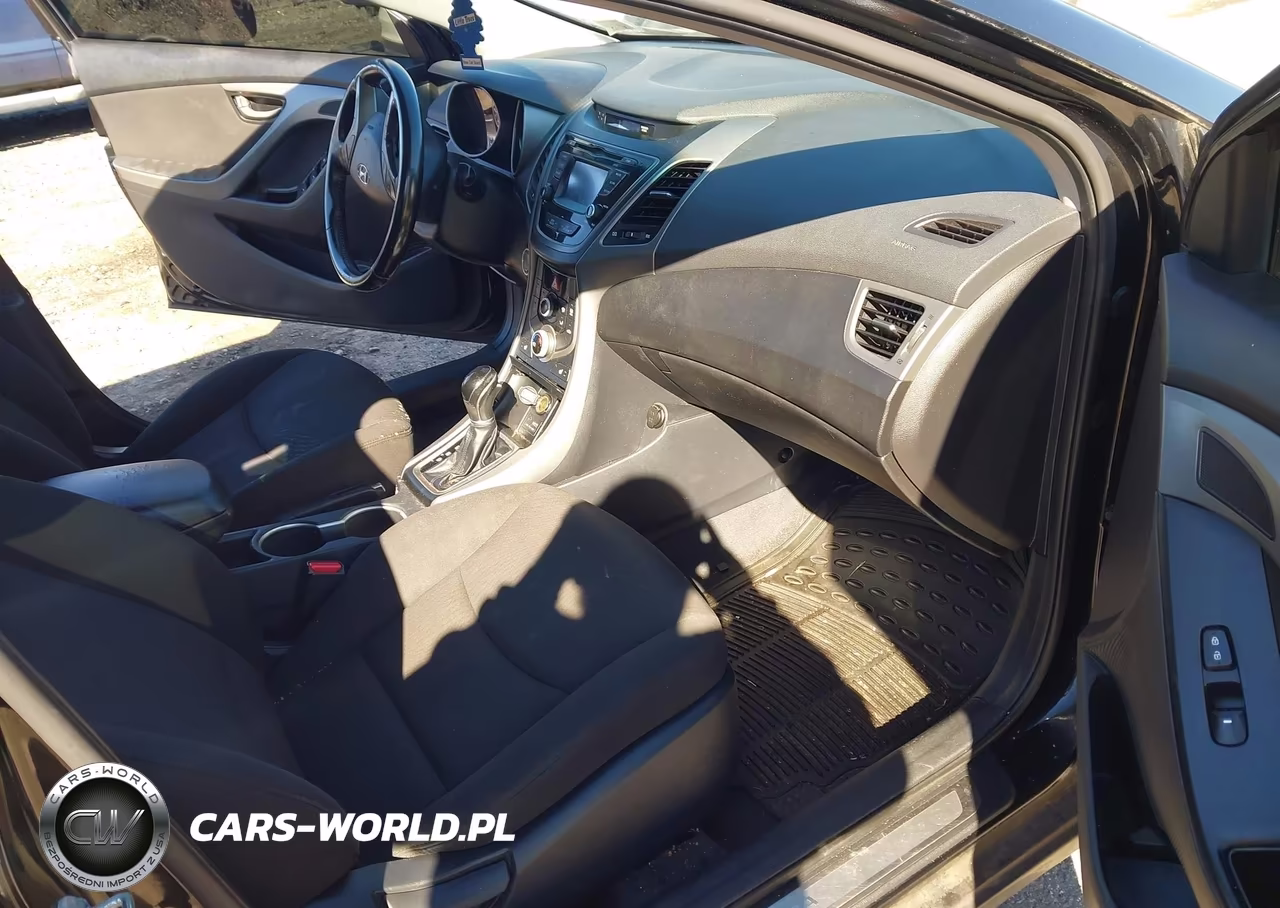2016 Hyundai Elantra Value Edition VIN:KMHDH4AEXGU490716 - 5