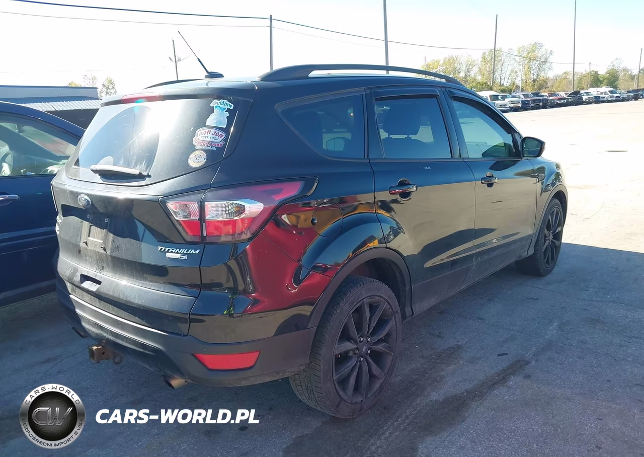 2017 Ford Escape Titanium VIN:1FMCU9J99HUB58355 - 4