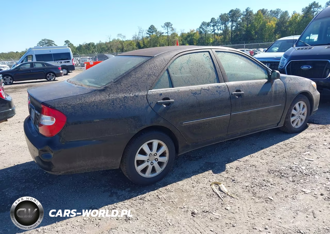 2003 Toyota Camry Xle V6 VIN:4T1BF30K13U036704 - 4