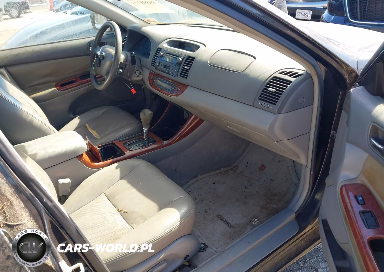 2003 Toyota Camry Xle V6 VIN:4T1BF30K13U036704 - 5